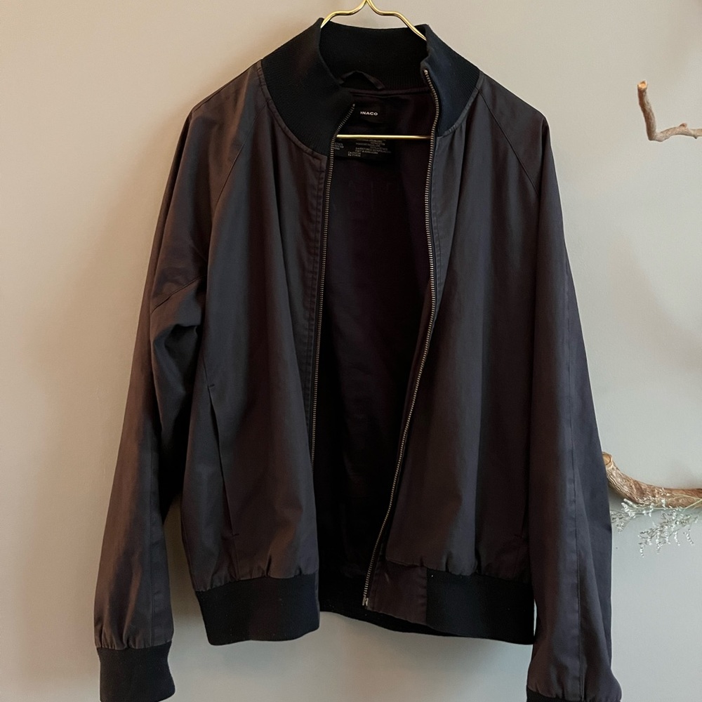 Club Monaco Bomber!